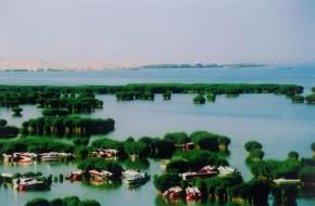 石嘴山市沙湖旅游景区